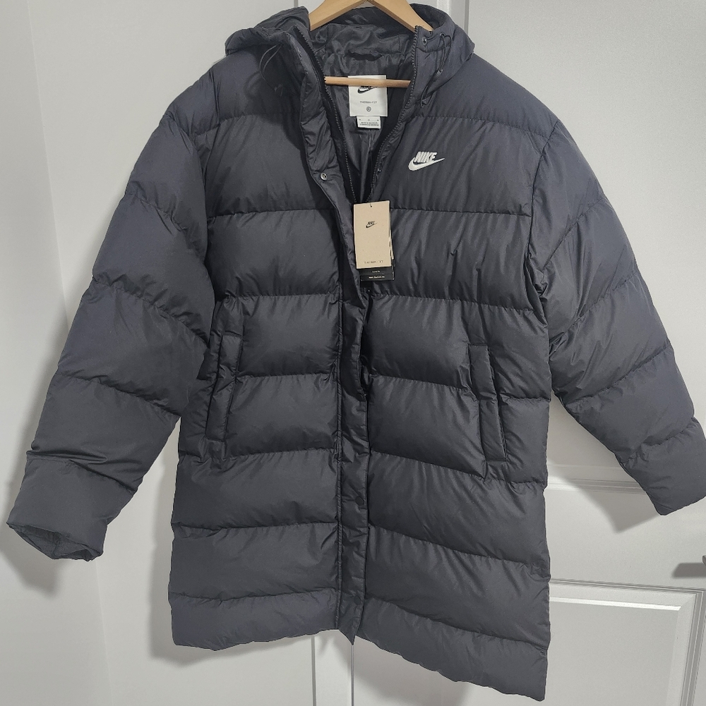 NWT NIKE JACKET